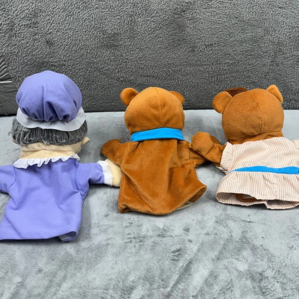 Lakeshore Learning Hand Puppets Set 3 Goldilocks Bears Grandma Plush Good‎ Size